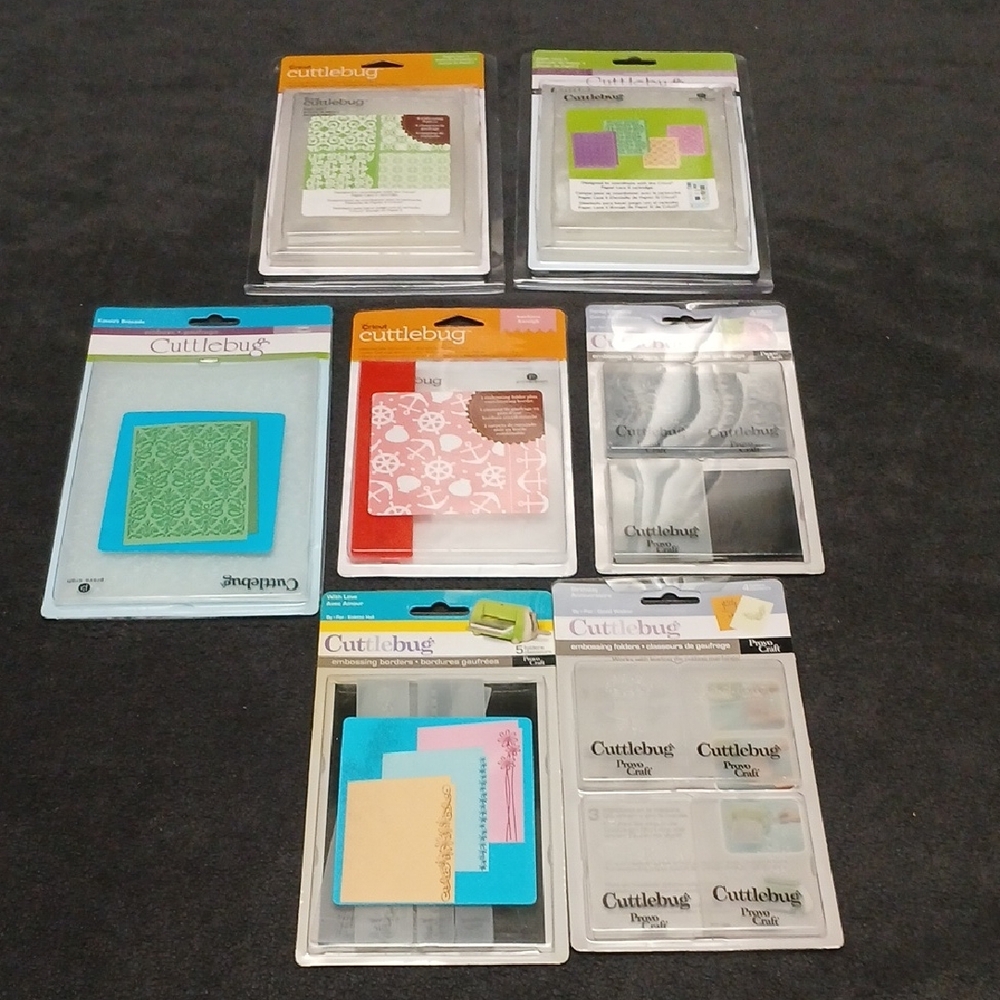 Lot Of 7 Packages (19) Cuttlebug Embossing Folders